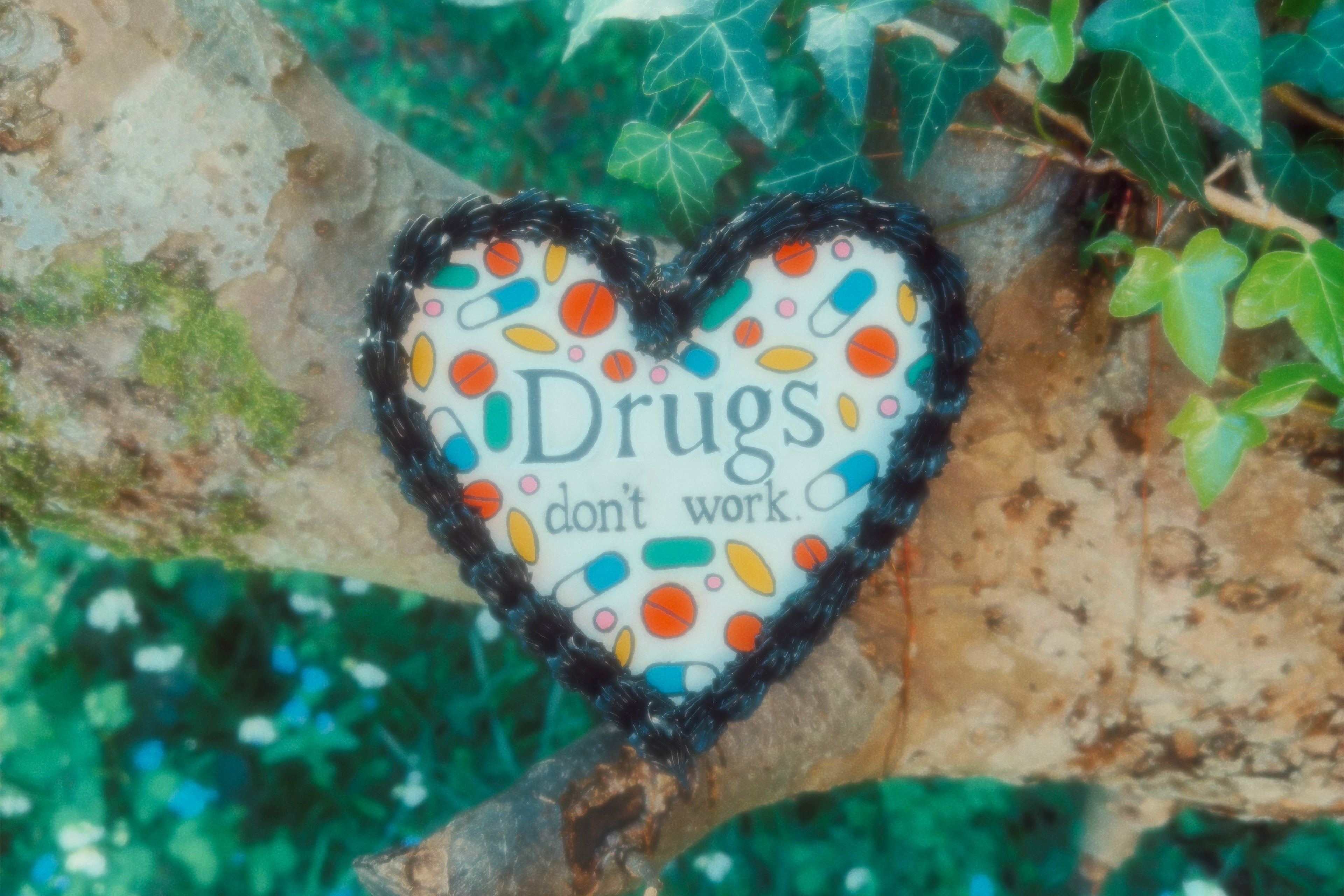 Drugs don’t work Frosted Fake