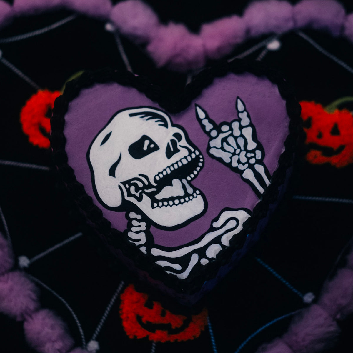 Rad skull with flames Frosted Fake