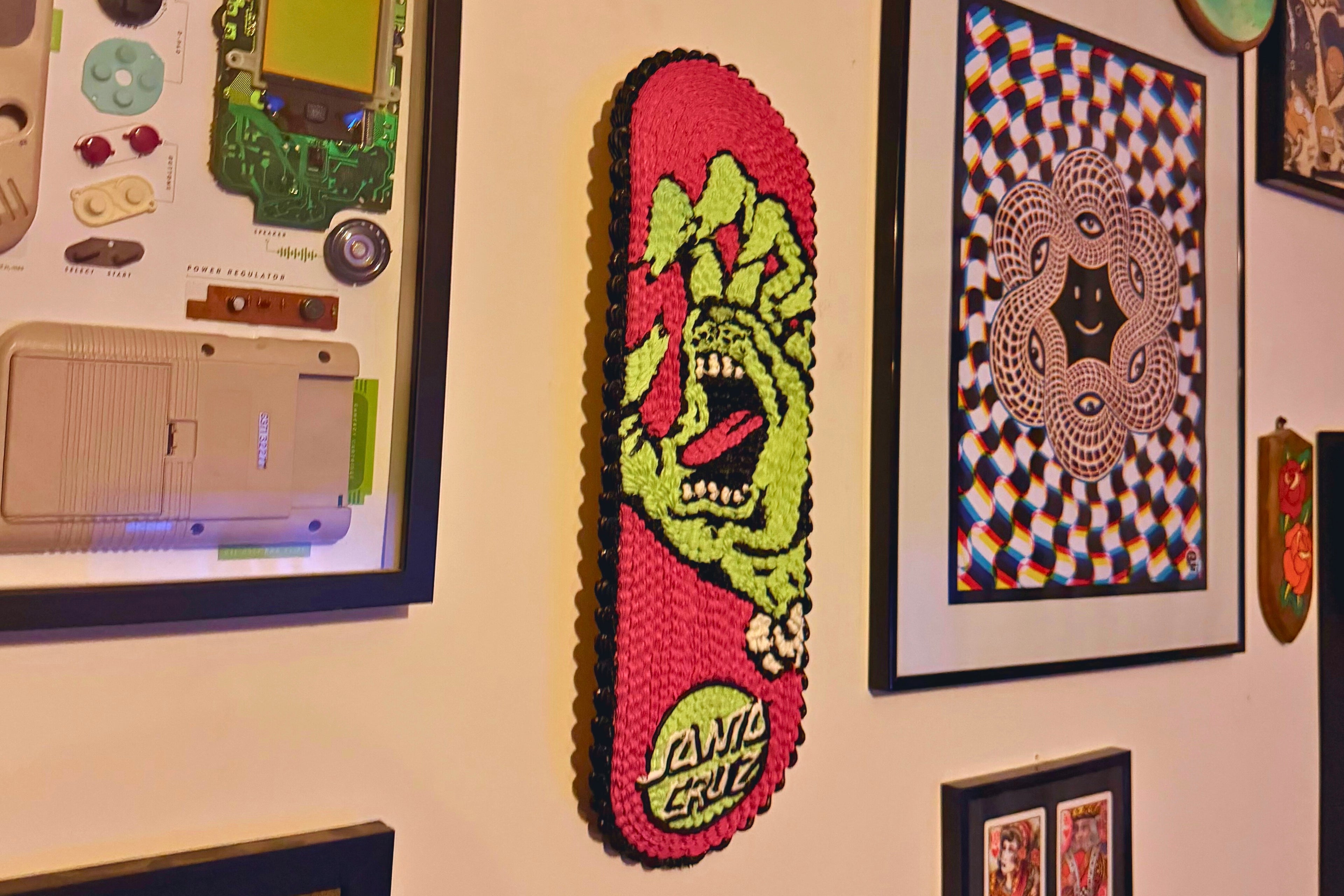 Santa Cruz x Grinch Screaming Hand Scakeboard hand piped